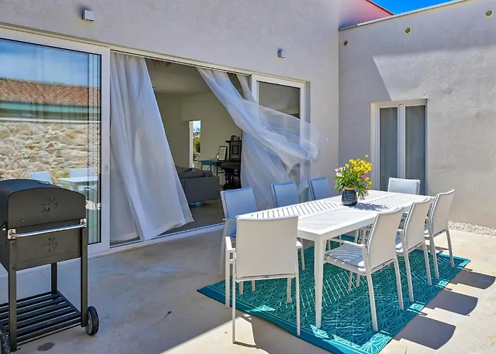 Vela Muline Vikendica