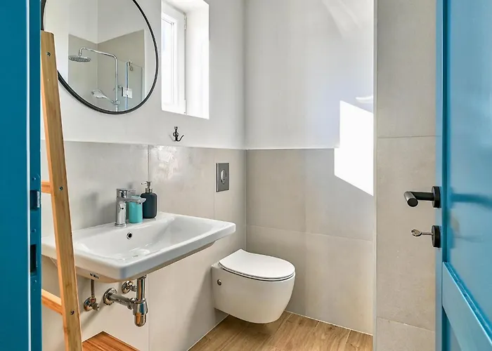 Vela Muline Vikendica *